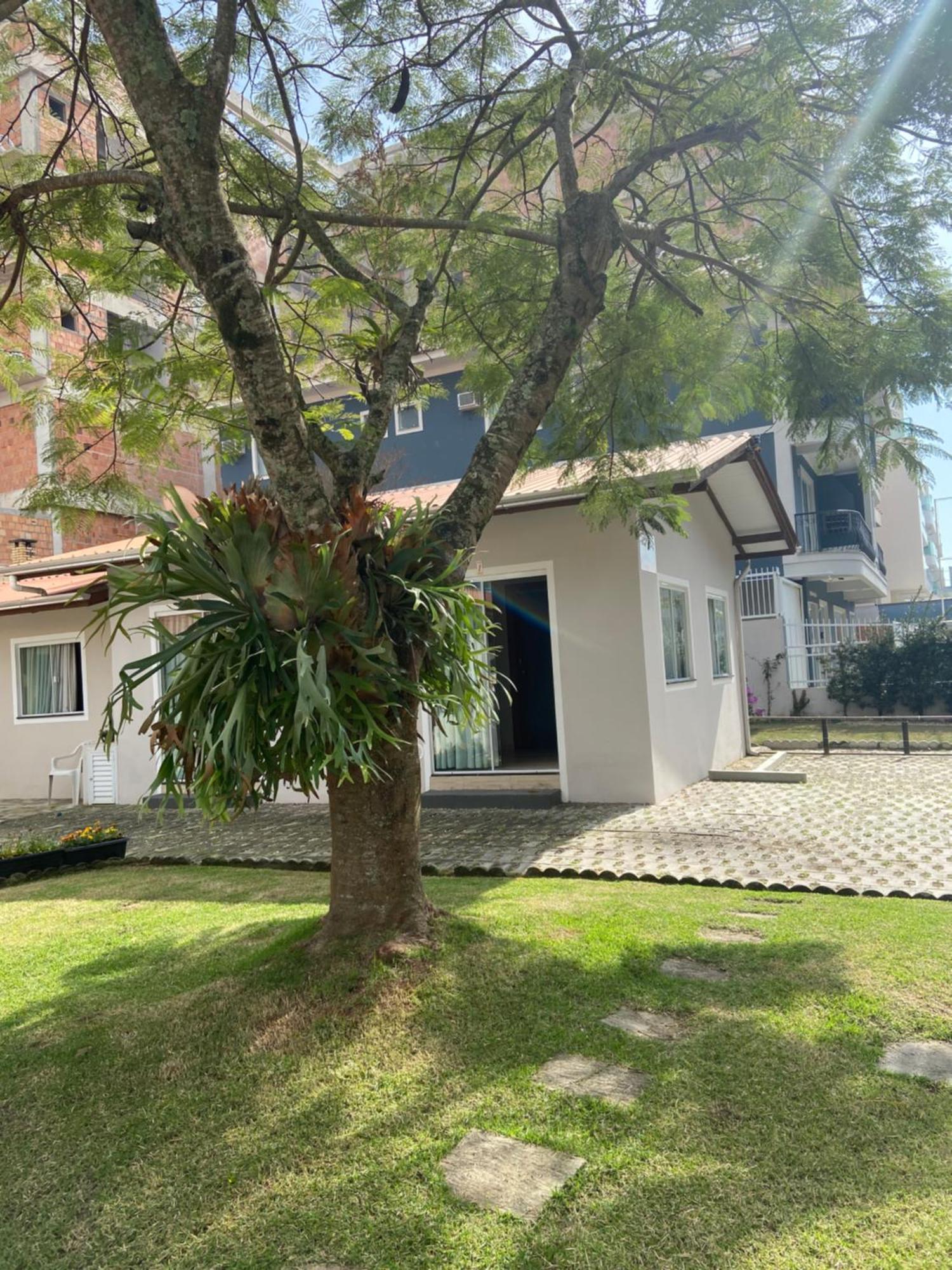 Residencial Cecilia Cruz Villa Bombinhas Kültér fotó
